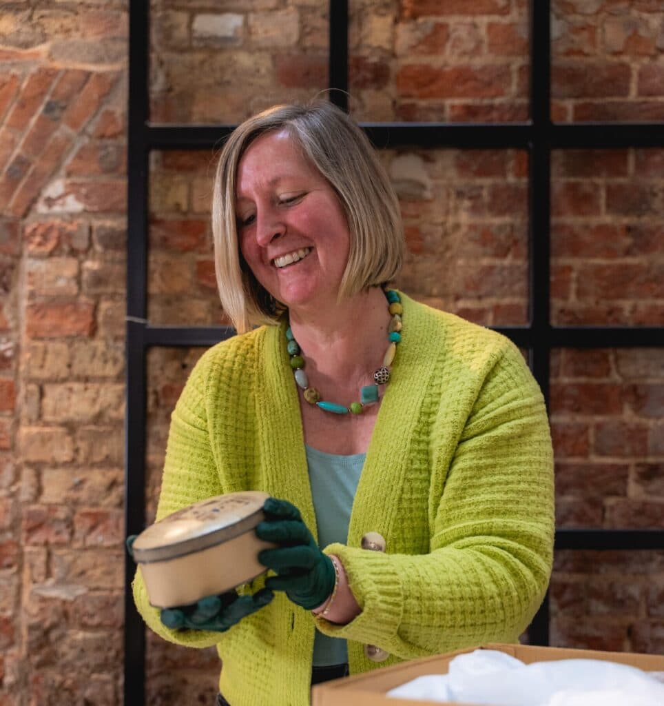 Christmas Coffee With a Curator