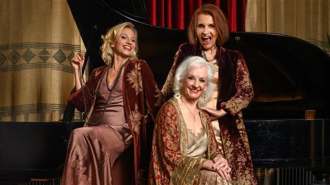 Fascinating Aida: BAWDACIOUS!
